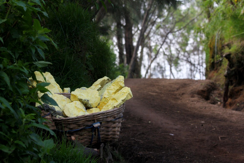 yellow nuggets of sulphur